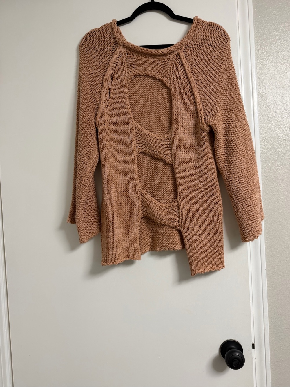 2Bella Open-Back Knit Sweater in Dusty Rose